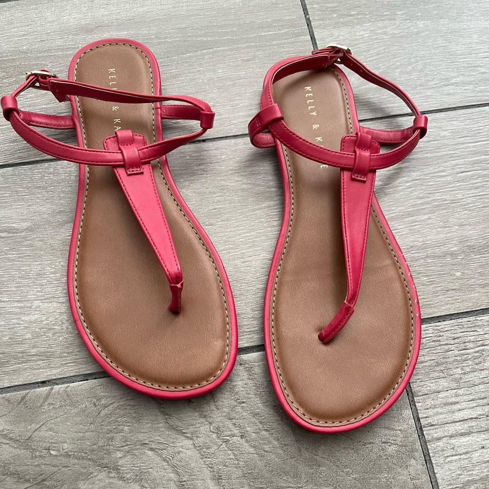 Kelly & Katie Pink Thong Buckle Sandals, Like New 8.5M